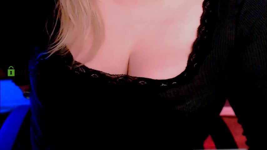 juli_kisss Adult Chat December 9, 2025