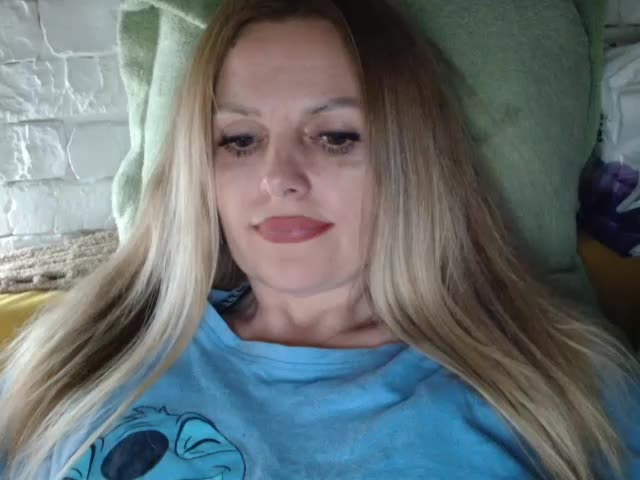 Angel_girllovemy Adult Chat December 10, 2025