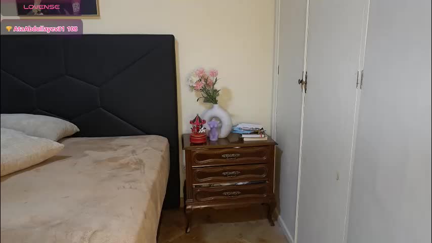 adelllee Adult Chat December 9, 2025