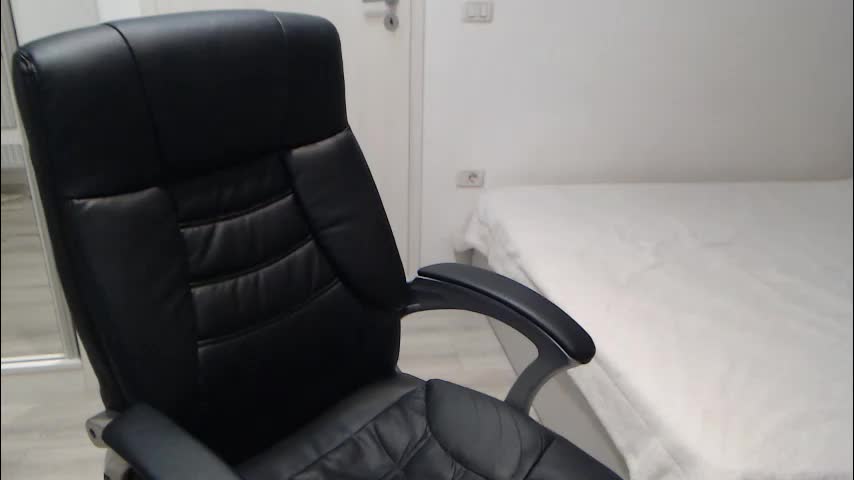 blue_eyes96 Adult Chat December 9, 2025