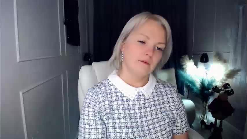 emmmam Adult Chat December 9, 2025