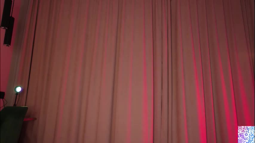 kissmesloww Adult Chat December 10, 2025