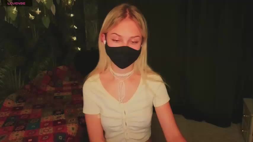 Meeeeow Adult Chat December 10, 2025