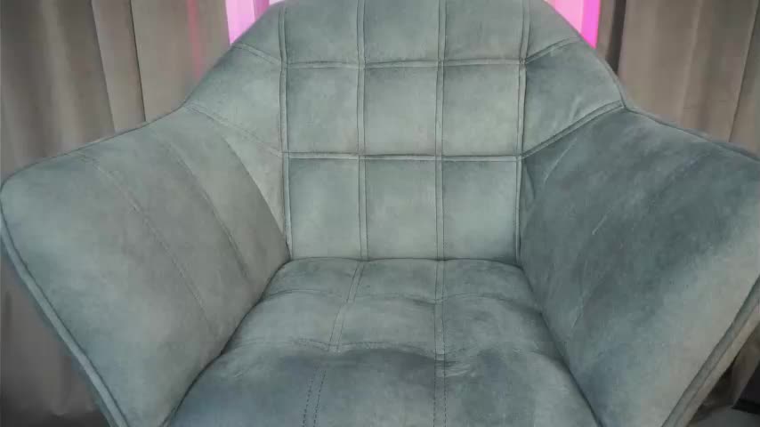 dee_zee Adult Chat December 10, 2025