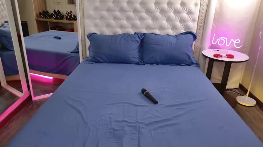 Alice_on_fire Adult Chat December 10, 2025