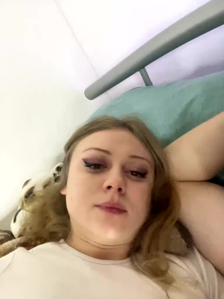 VixyVee Adult Chat December 10, 2025