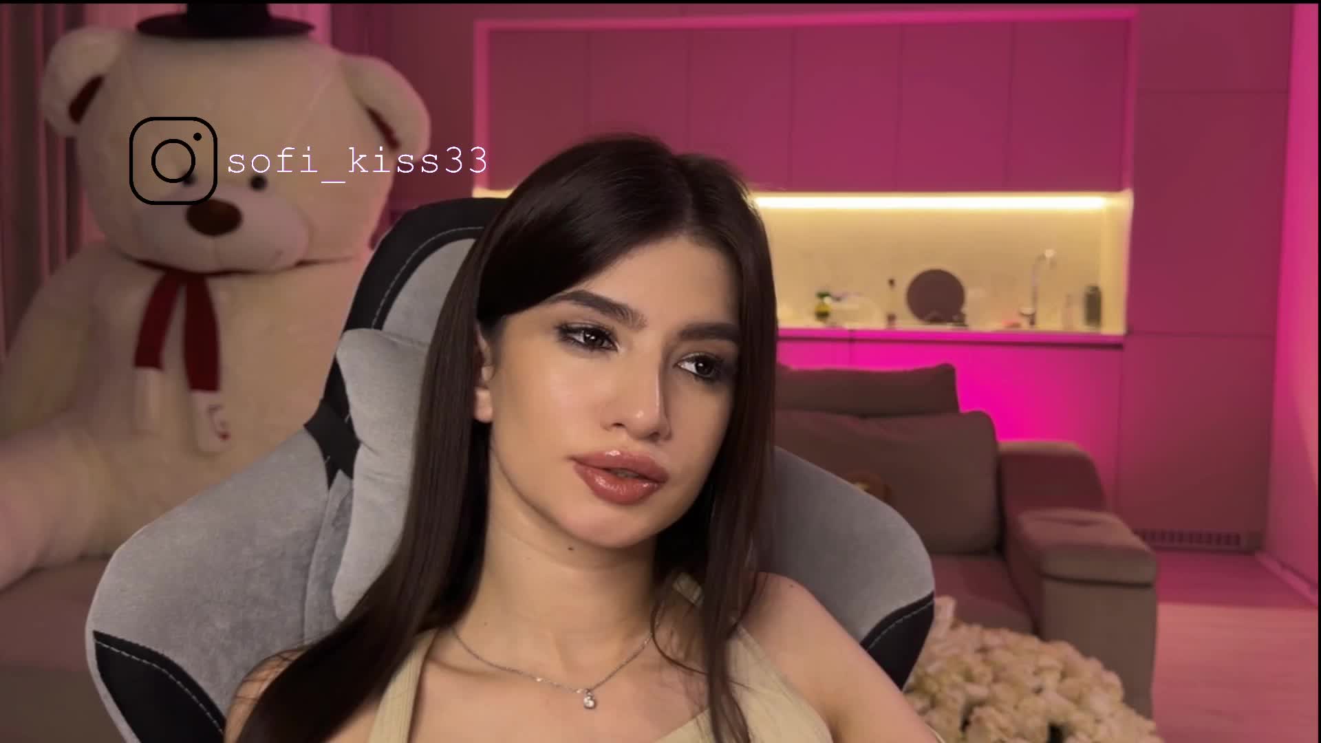 Sofi-Mi Adult Chat December 10, 2025