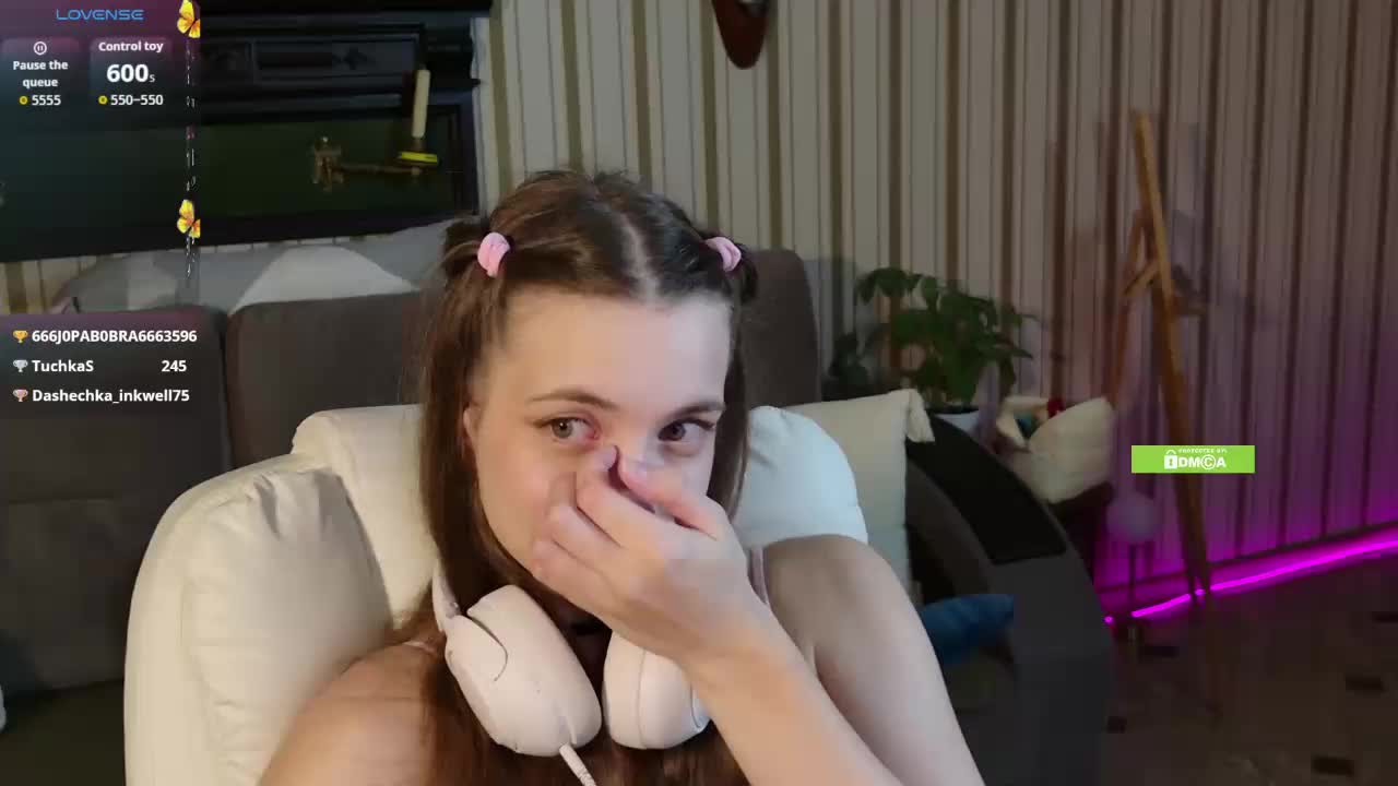 SarahShy Adult Chat December 10, 2025