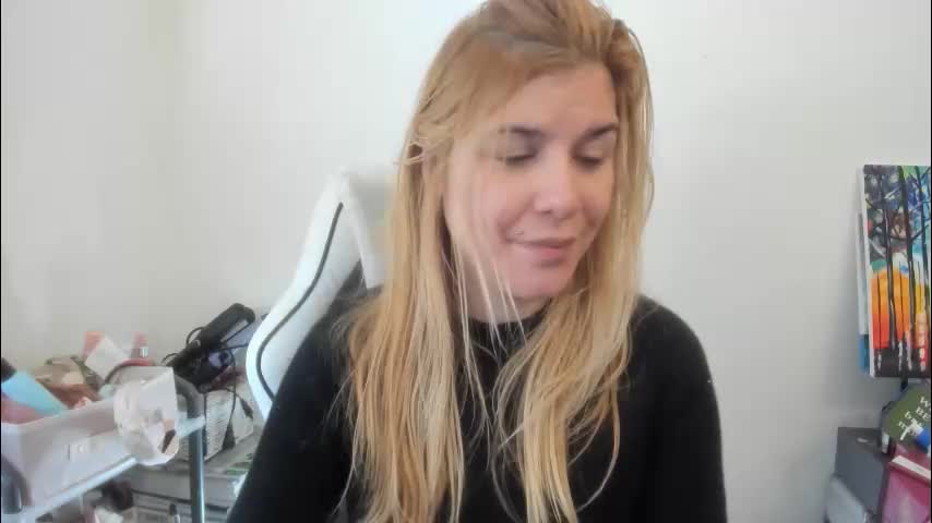 artsyandcraftsy_ Adult Chat December 10, 2025