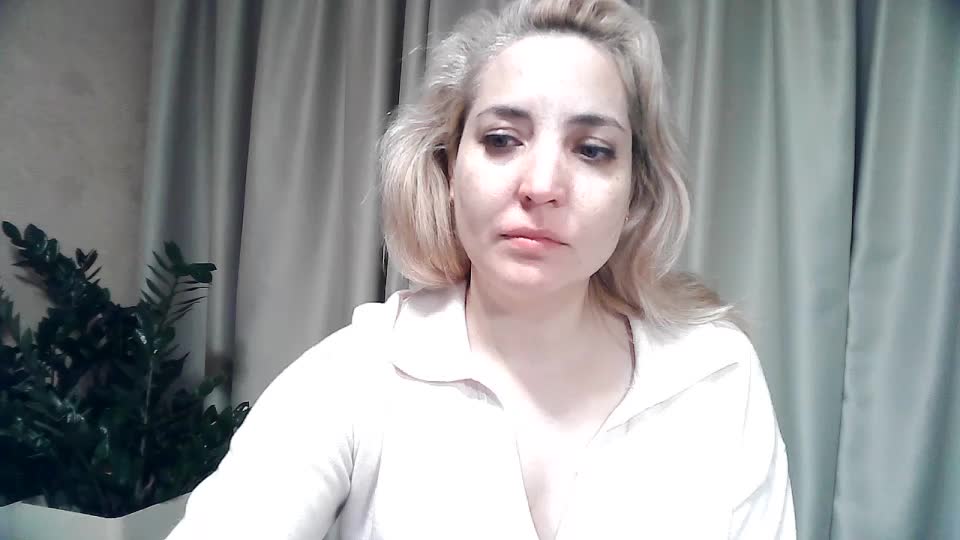 mariska-kiska Adult Chat December 10, 2025