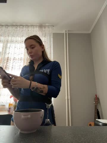 StephanieMur Adult Chat December 10, 2025