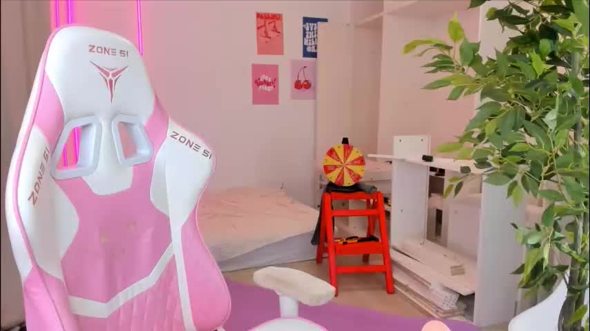 alice_forfun Adult Chat December 10, 2025