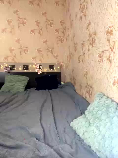 AnnaFlowers Adult Chat December 10, 2025