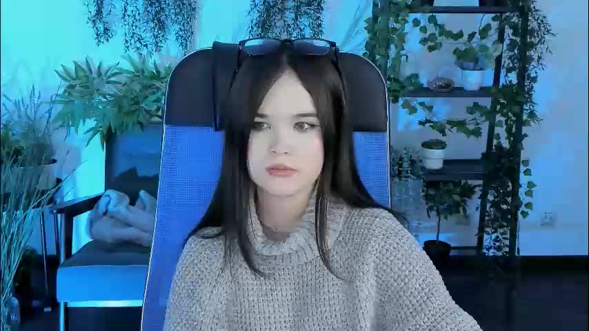 elainebeness Adult Chat December 10, 2025