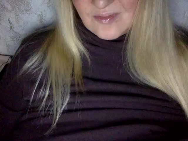 BlondyVio Adult Chat December 10, 2025