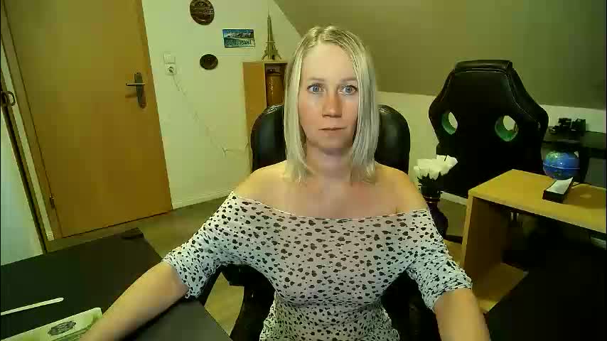 _korall_ Adult Chat December 10, 2025