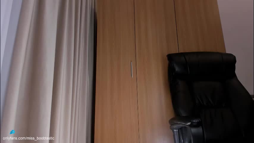 miss_boobtastic Adult Chat December 10, 2025