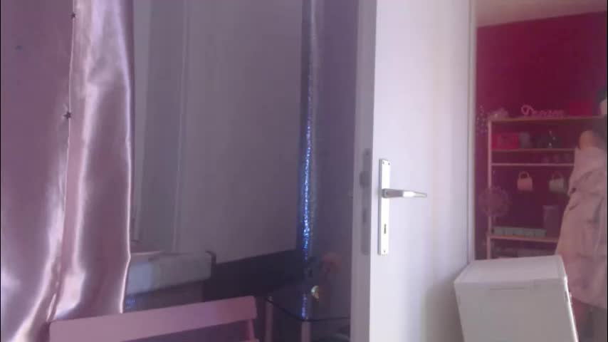 melli23 Adult Chat December 10, 2025