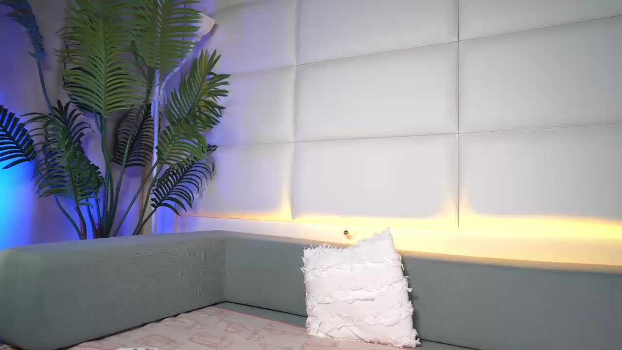 JuliaDragon Adult Chat December 10, 2025