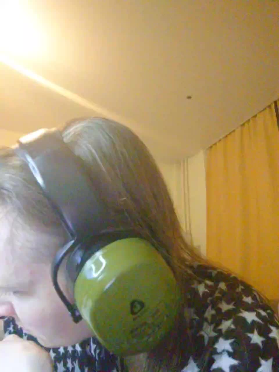 Magretta_Dering Adult Chat December 10, 2025