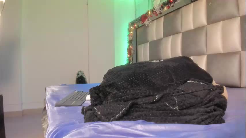 andrea_brunette_ Adult Chat December 10, 2025