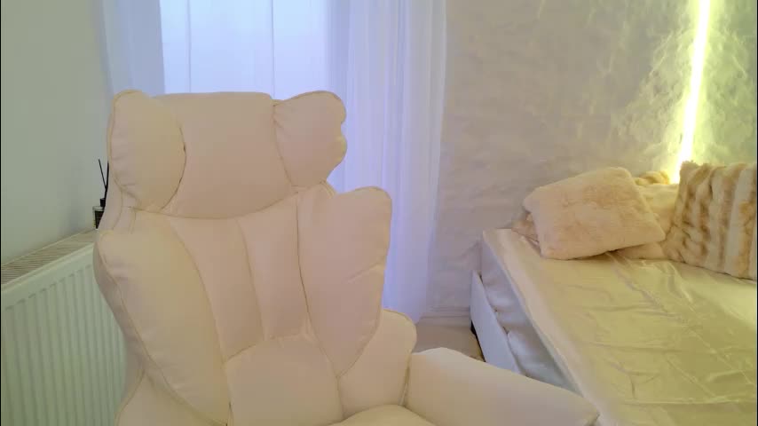 monique_a Adult Chat December 10, 2025