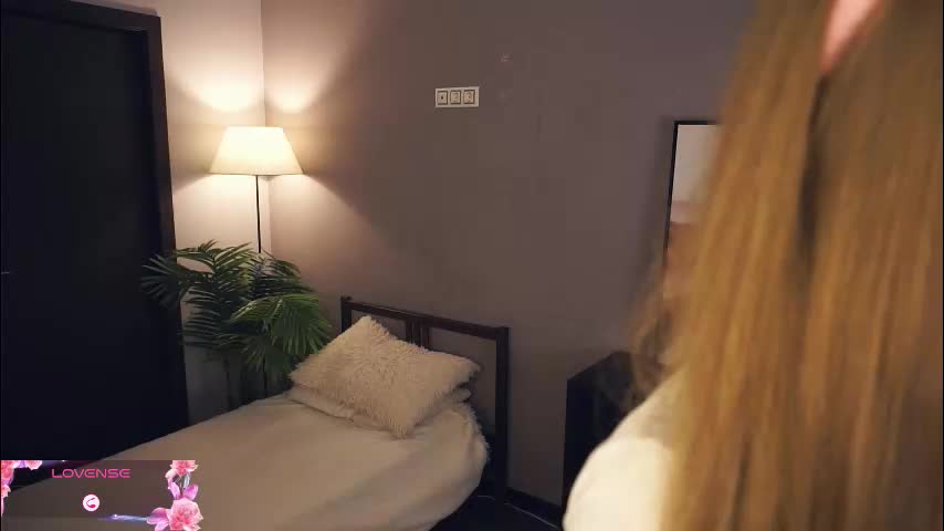 emmalaflame Adult Chat December 11, 2025