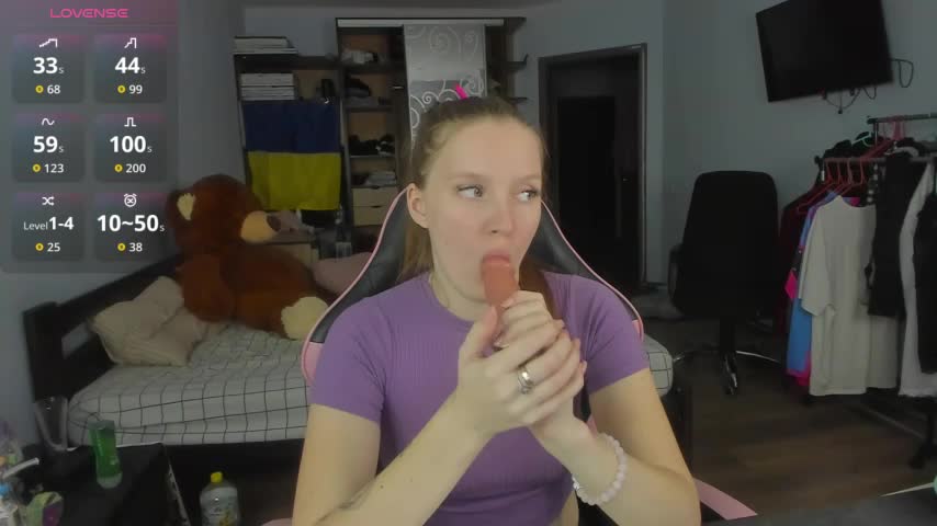 Mary_Blu Adult Chat December 11, 2025