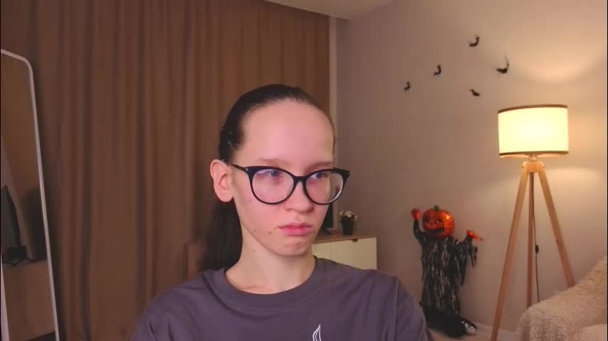 lynettebails Adult Chat December 11, 2025