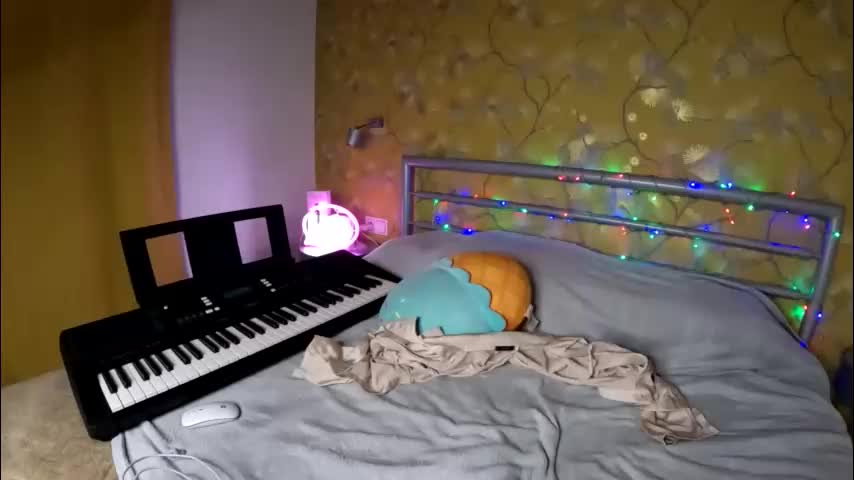 olivka_flower Adult Chat December 11, 2025