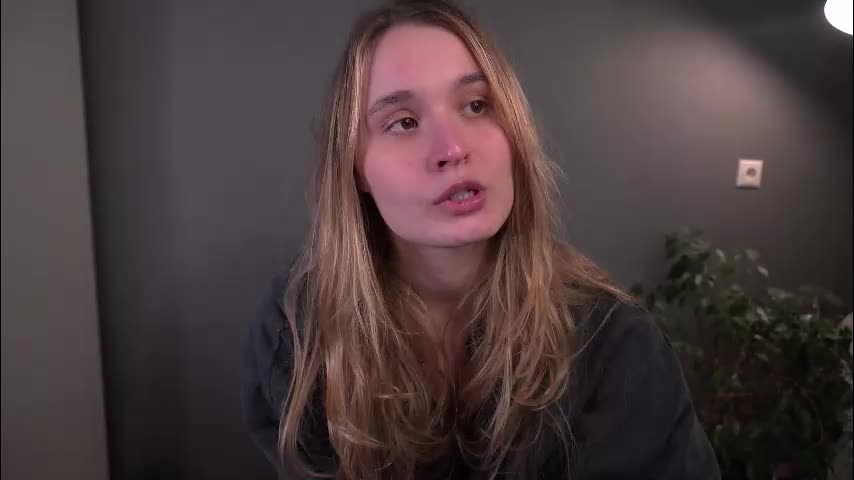 lisa_schiele Adult Chat December 11, 2025