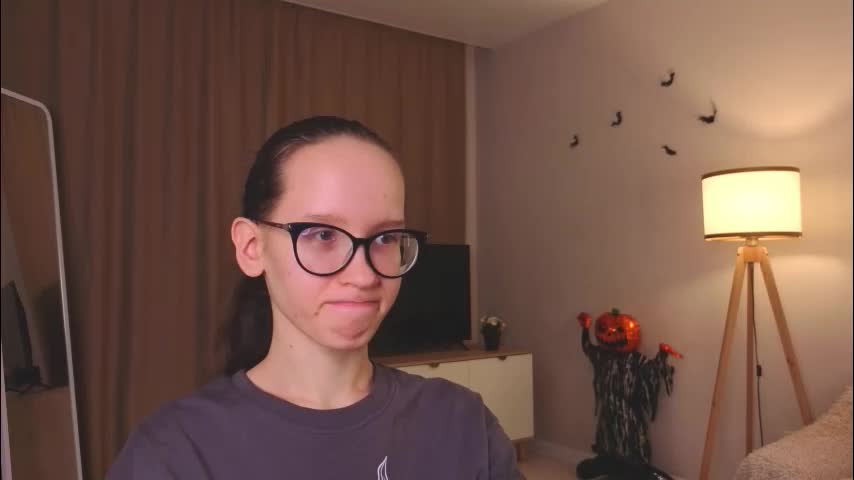 lynettebails Adult Chat December 11, 2025