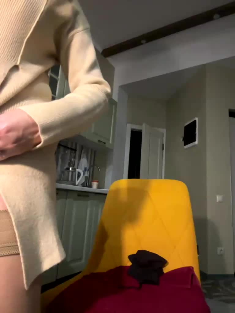 Pink-Lips Adult Chat December 11, 2025