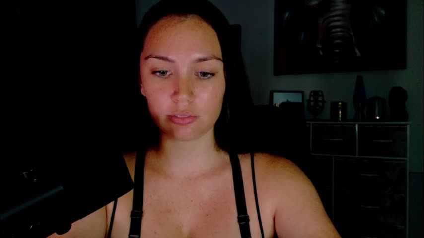 sariaaahh Adult Chat December 11, 2025