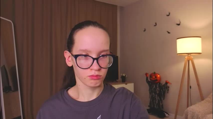 lynettebails Adult Chat December 11, 2025