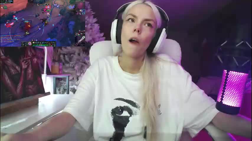 tinykylie Adult Chat December 11, 2025