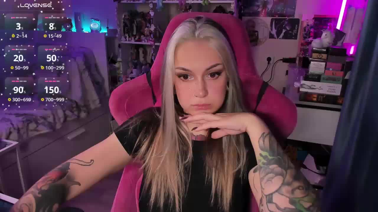 ChloeKohaku Adult Chat December 11, 2025