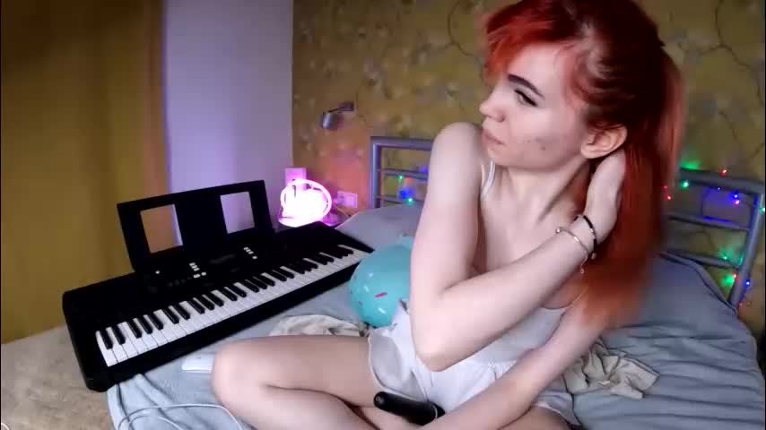 olivka_flower Adult Chat December 11, 2025