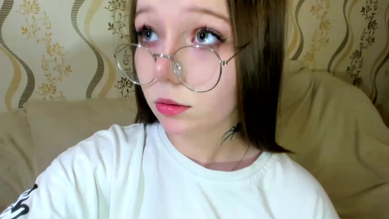 MelMooon Adult Chat December 11, 2025