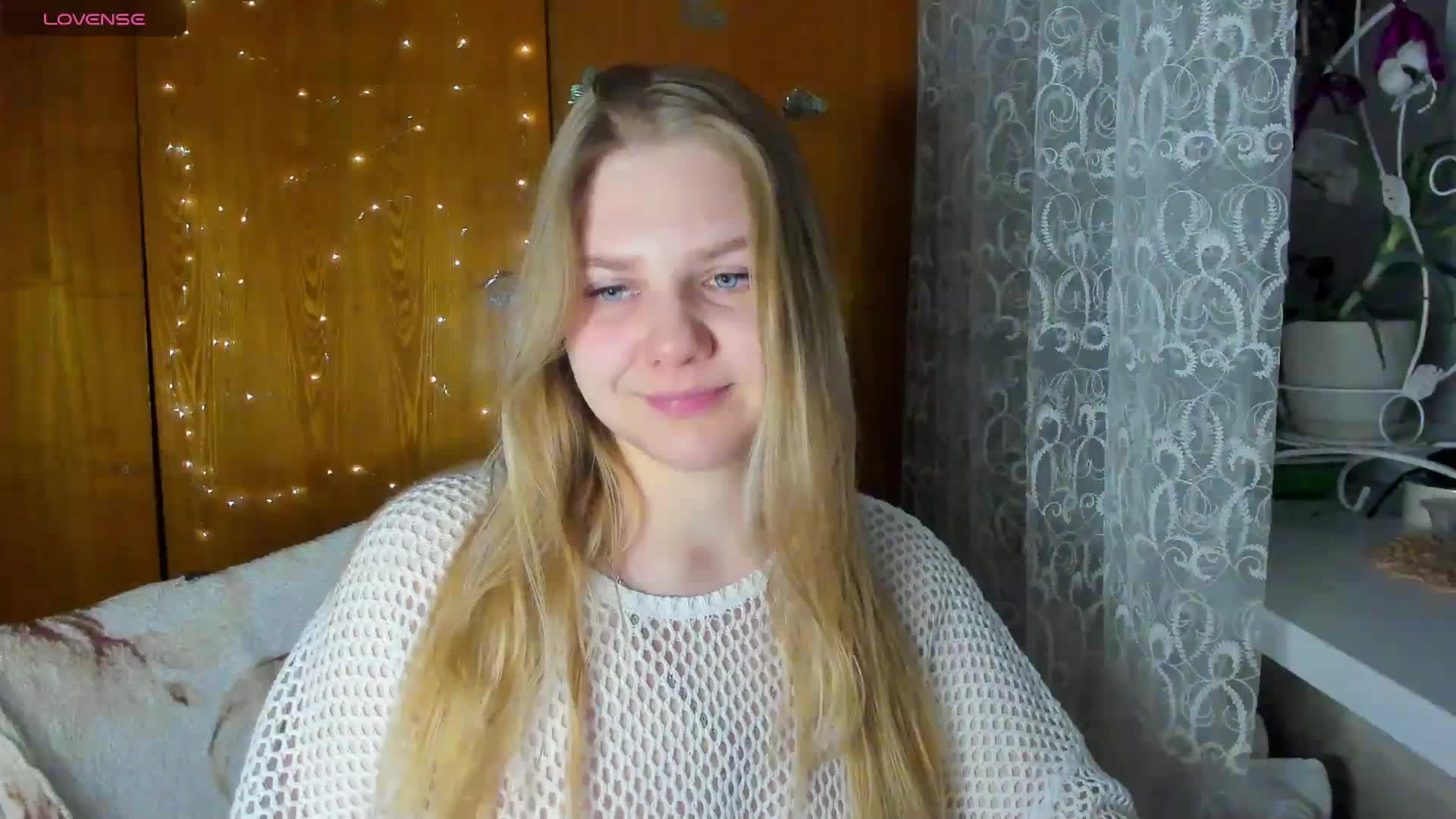 Emma-Frizea Adult Chat December 11, 2025