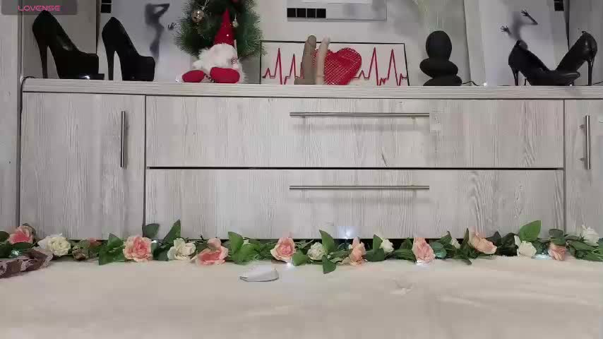 --Kris-- Adult Chat December 11, 2025