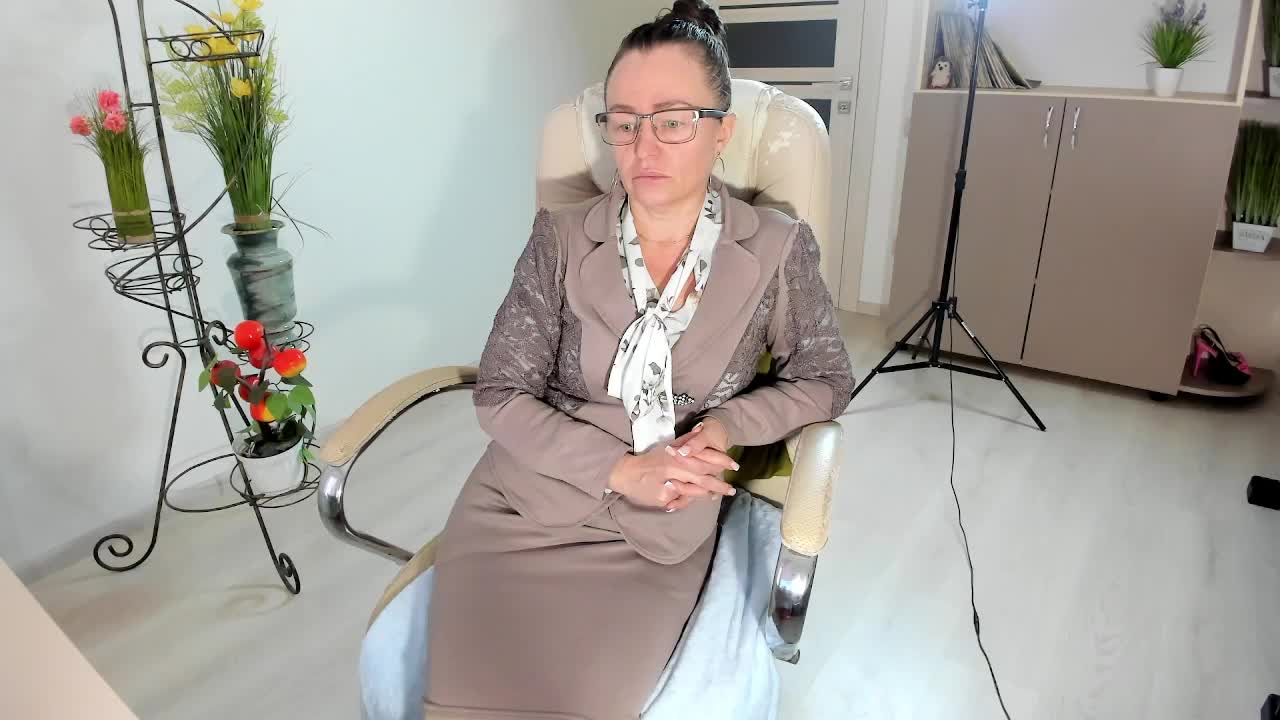 -Michelle- Adult Chat December 11, 2025