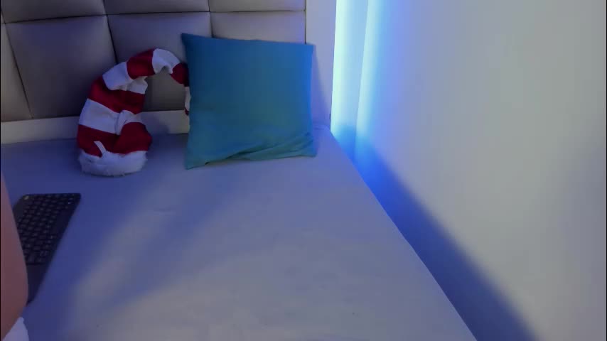 jadeestudios Adult Chat December 11, 2025