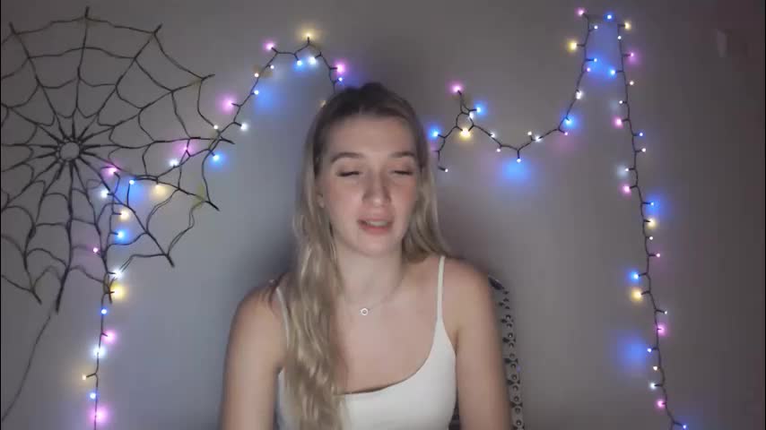 honeyveil Adult Chat December 11, 2025