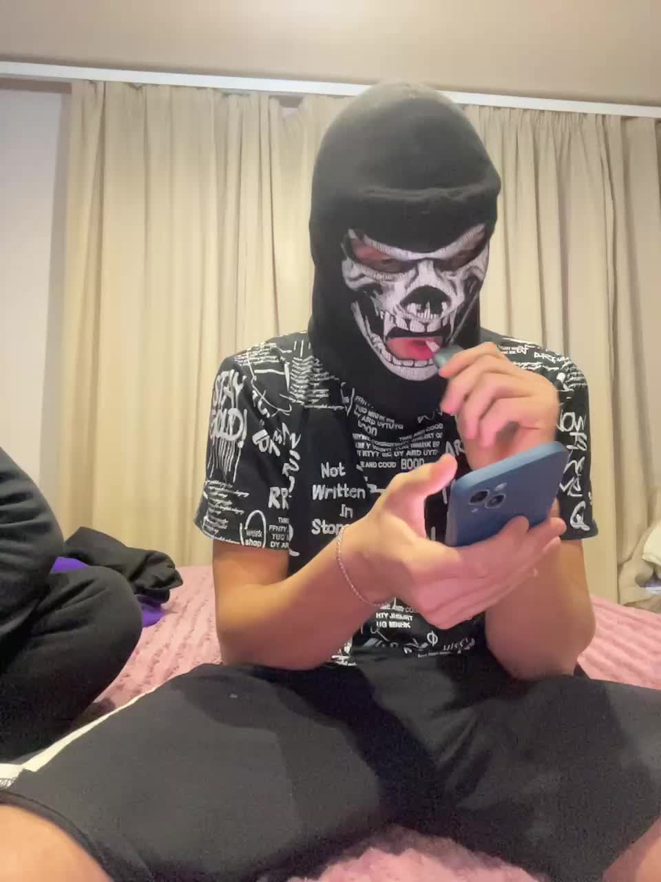 AHAHAC_HAXPEH_B_yHuTa3 Adult Chat December 11, 2025