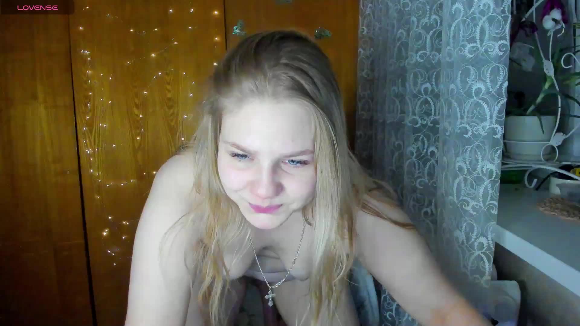 Emma-Frizea Adult Chat December 11, 2025