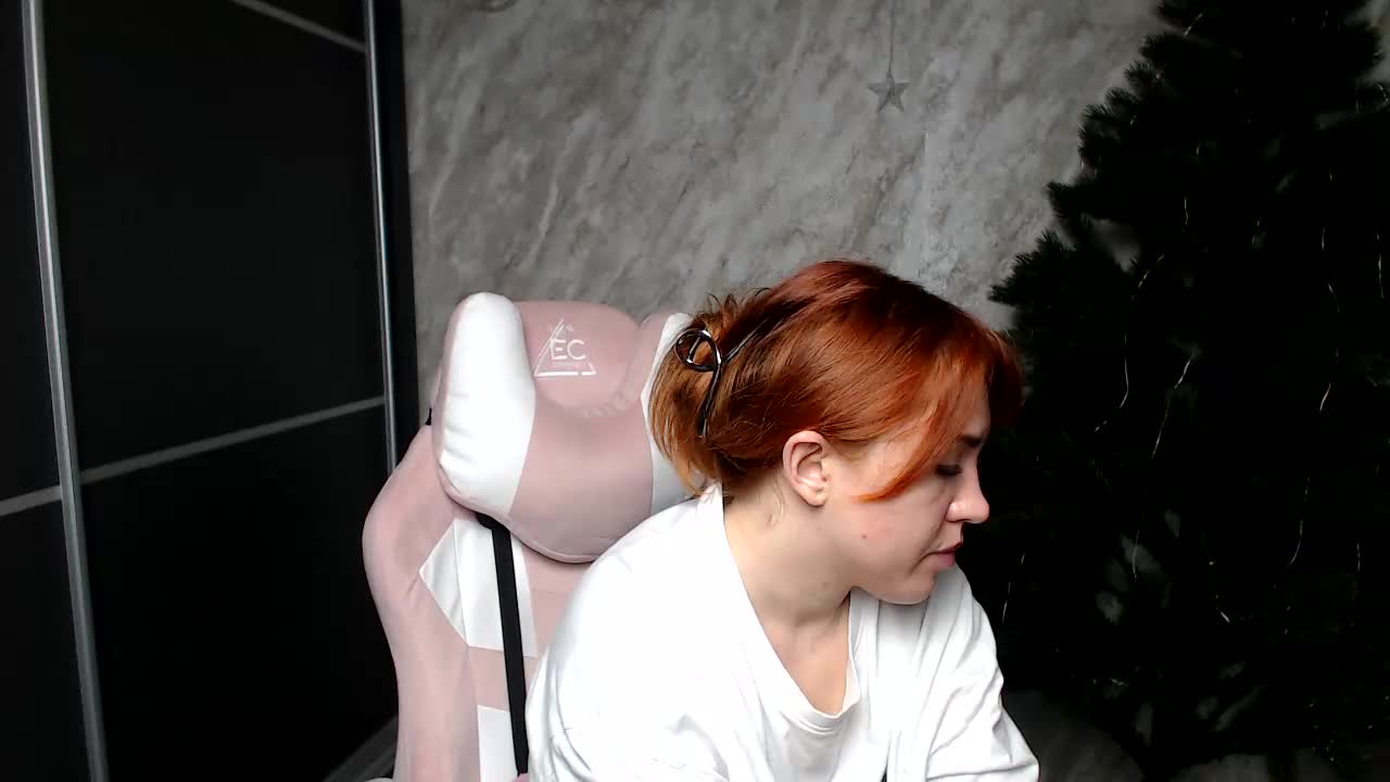 Regimasmile Adult Chat December 11, 2025