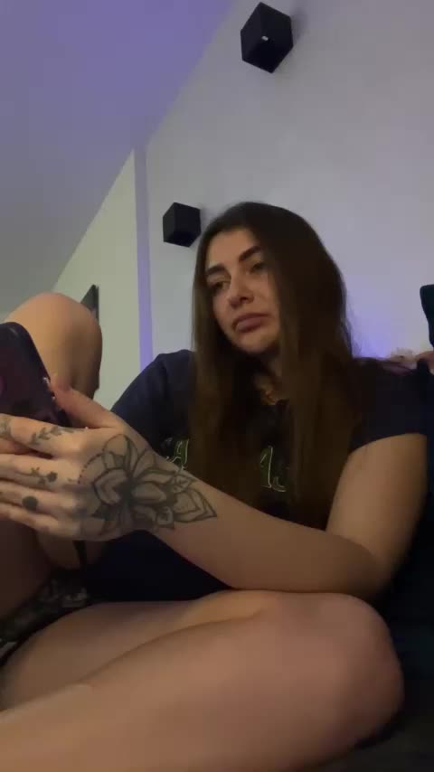 WILDGIRL Adult Chat December 11, 2025