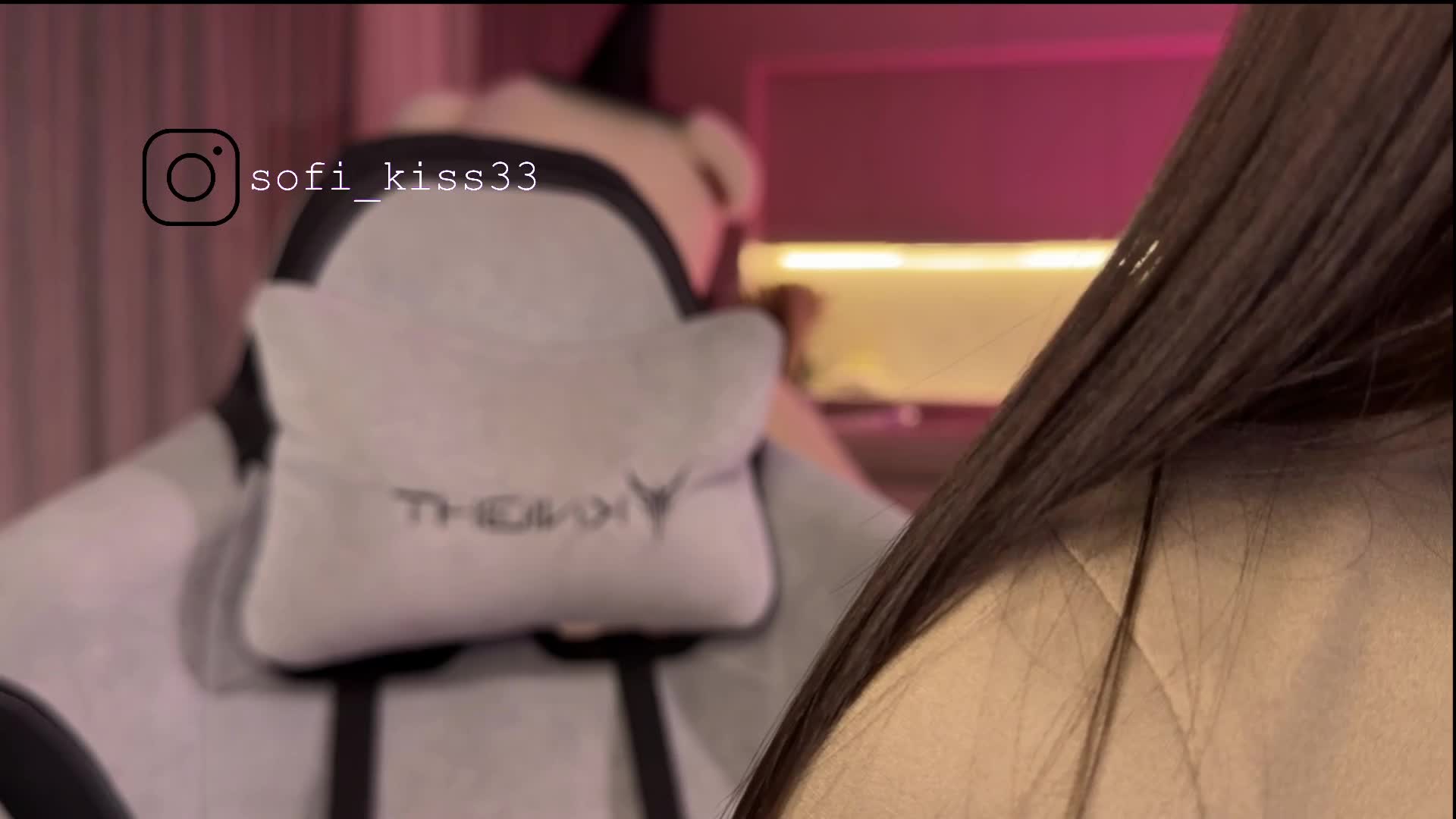 Sofi-Mi Adult Chat December 11, 2025