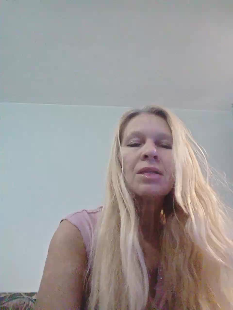 Victoria-sexi Adult Chat December 11, 2025